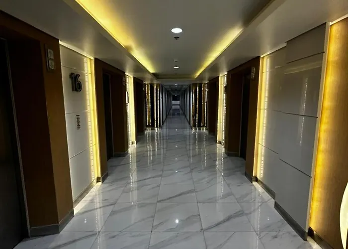 Mall Of Shore 3 Near Airport T123 Hotel 5*